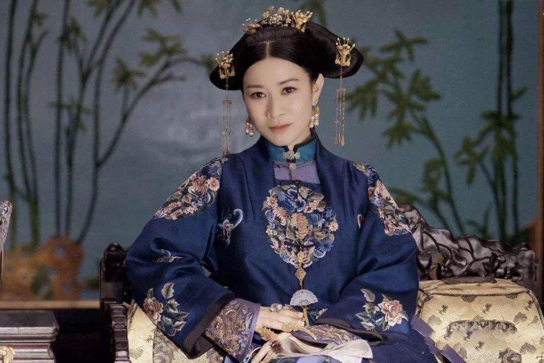 她是辉发那拉氏家族唯一的妃位官女子出身却嫁皇帝生下皇长子